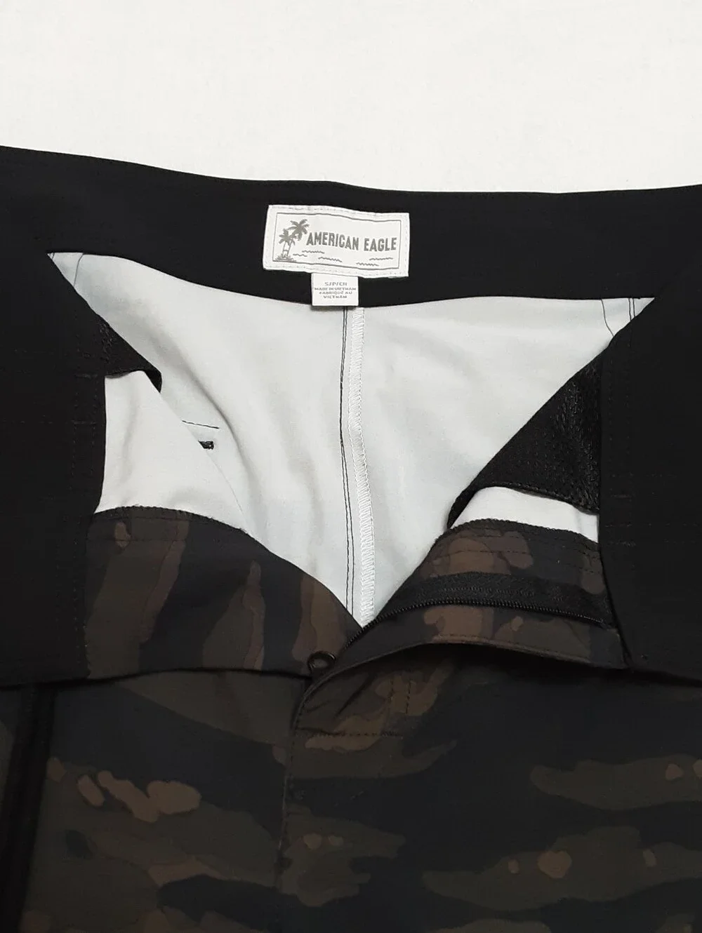 American Eagle Board Shorts Mens Small